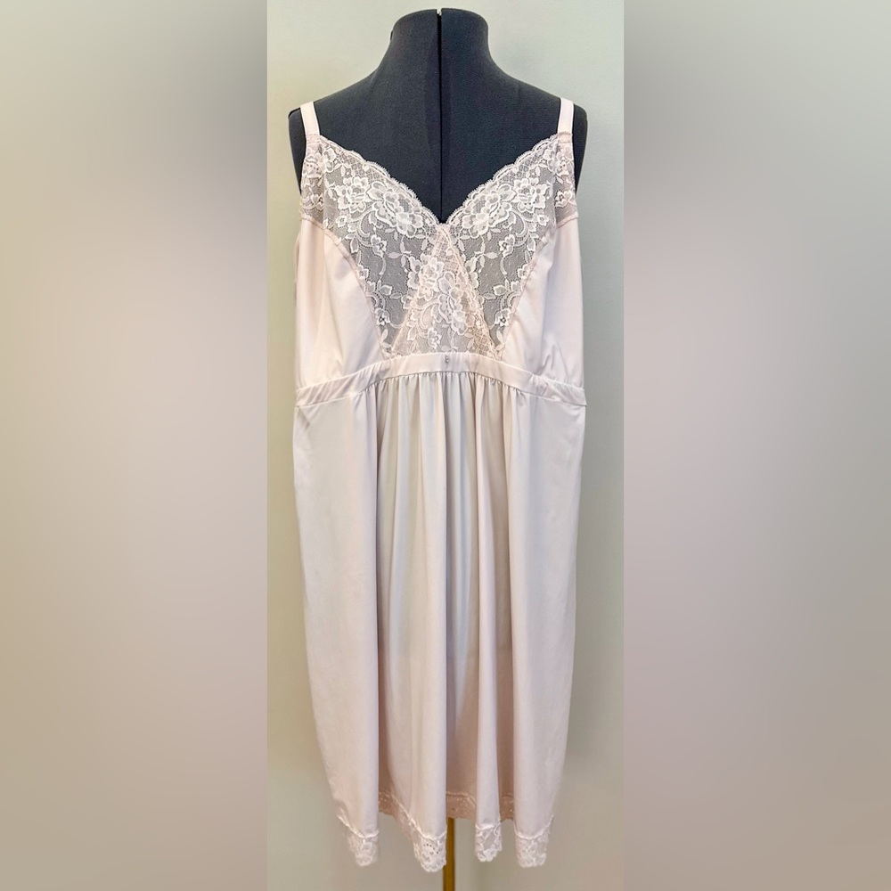Montelle Intimates Full Bust Support Chemise (Blush) – Plus Size XXXL